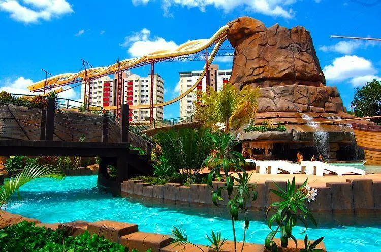 Ganhe Acesso Ao Acqua Park Diroma Todos Os Dias No Hotel Piazza Caldas Novas 0*,